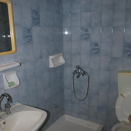 펜션 Chorto Cottage